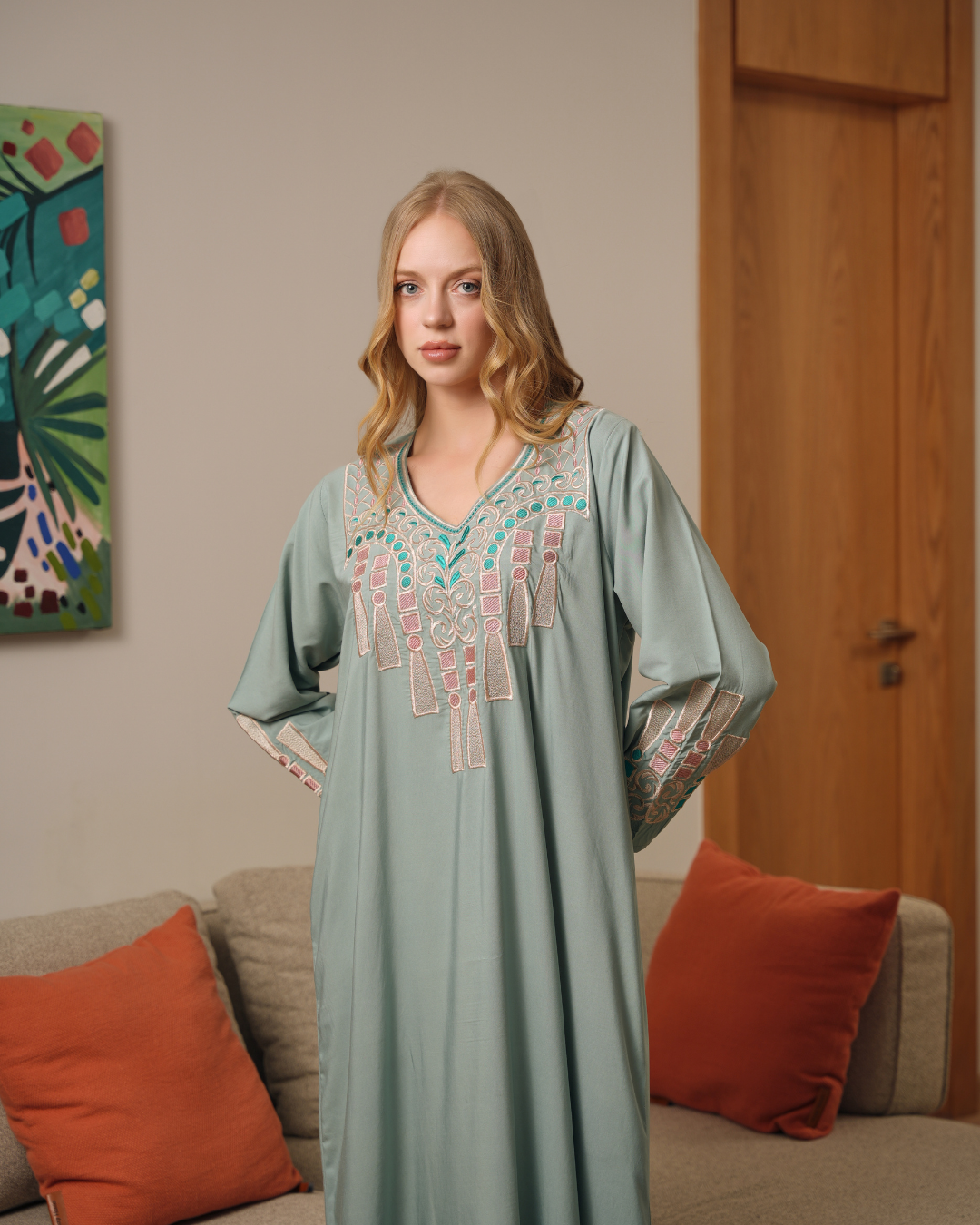 4 قميص داكرون سادة مطرز بكم