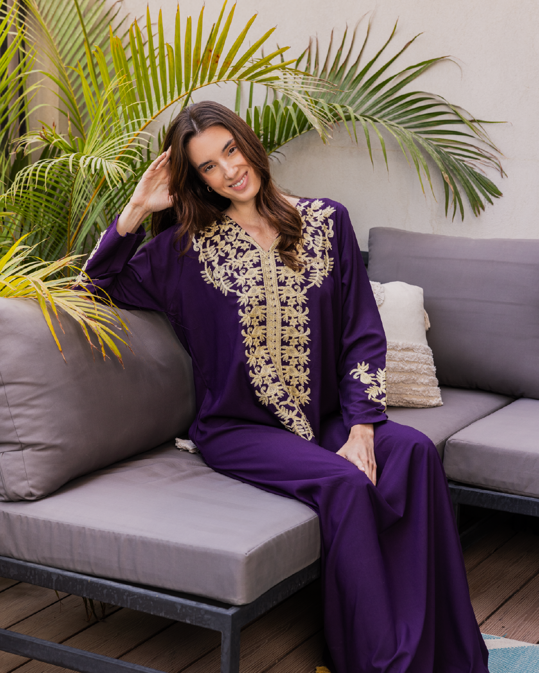 قميص داكرون سادة بكم مطرز 5