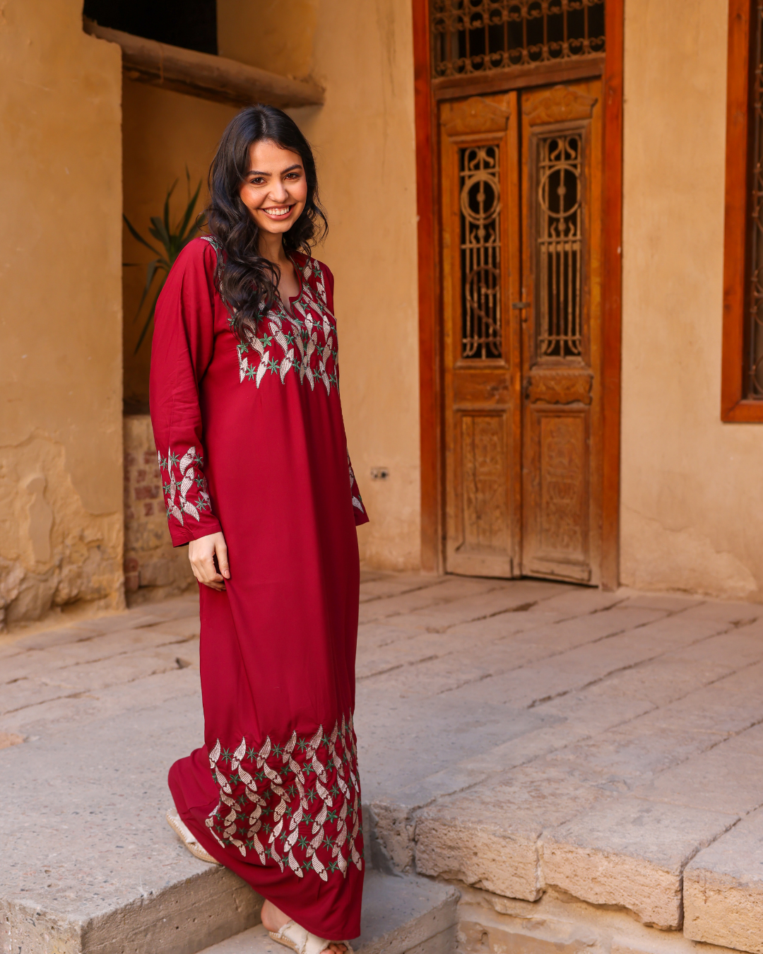 قميص داكرون سادة بكم مطرز طويل 7