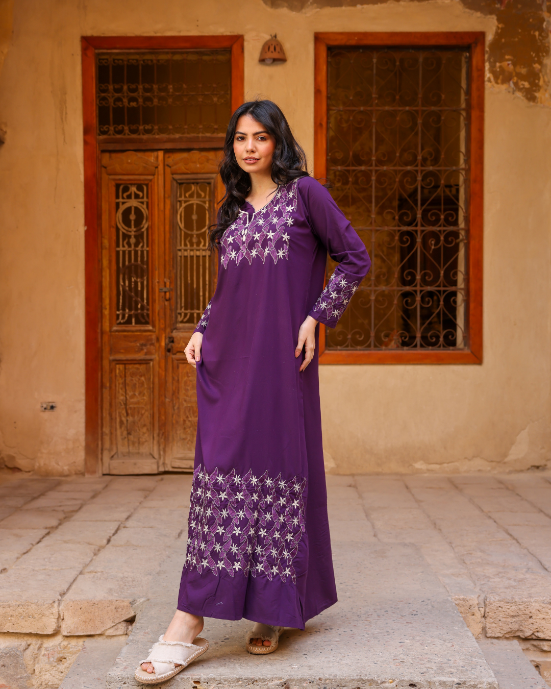 قميص داكرون سادة بكم مطرز طويل 7