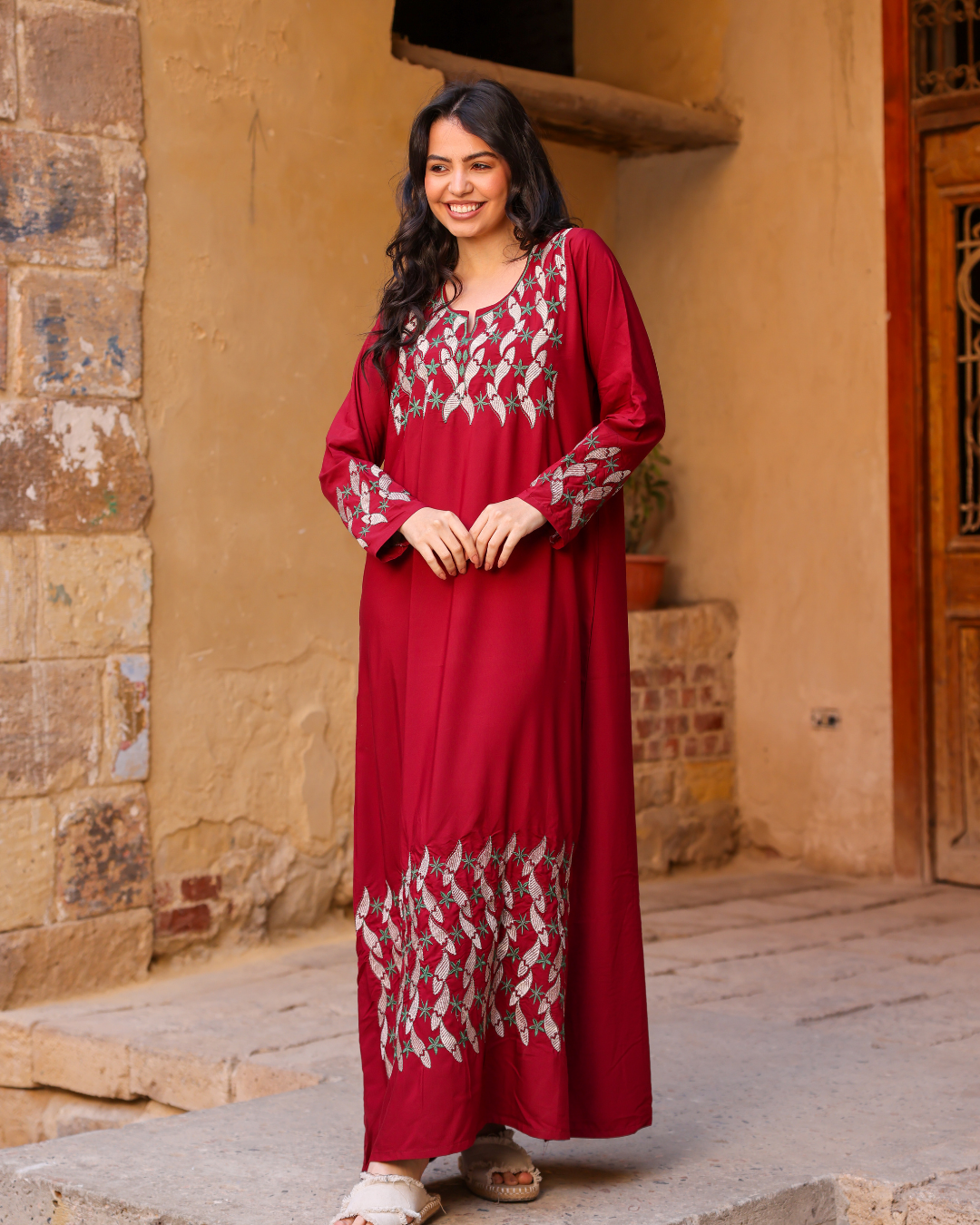 قميص داكرون سادة بكم مطرز طويل 7