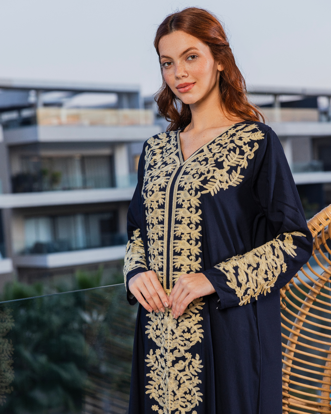 قميص داكرون سادة بكم مطرز طويل 9