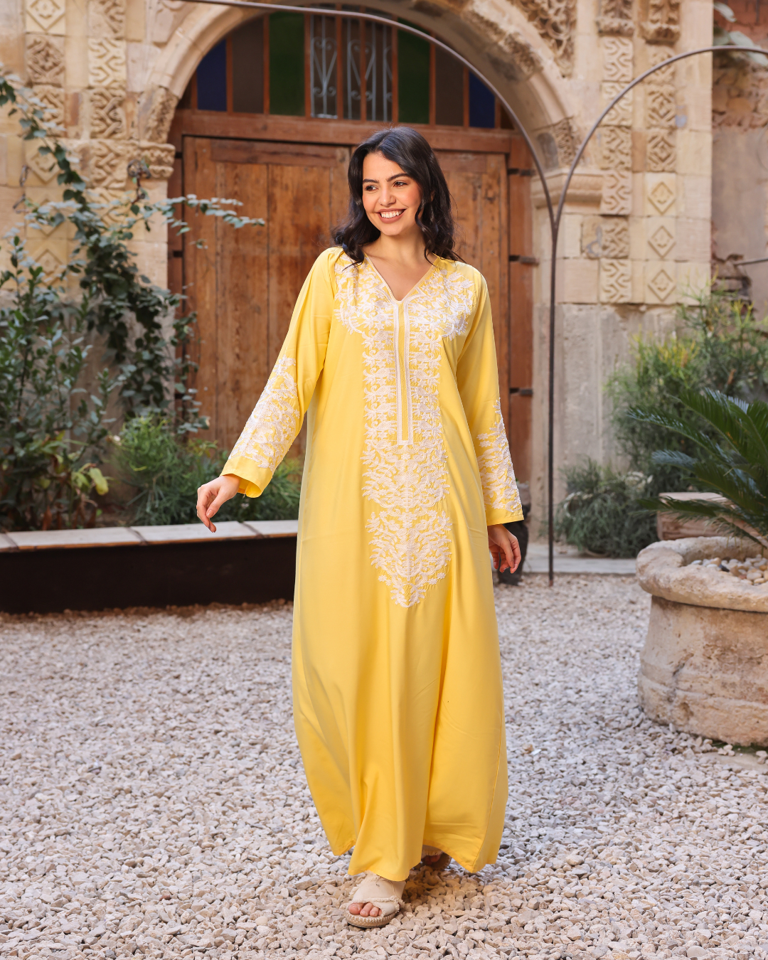 قميص داكرون سادة بكم مطرز طويل 9