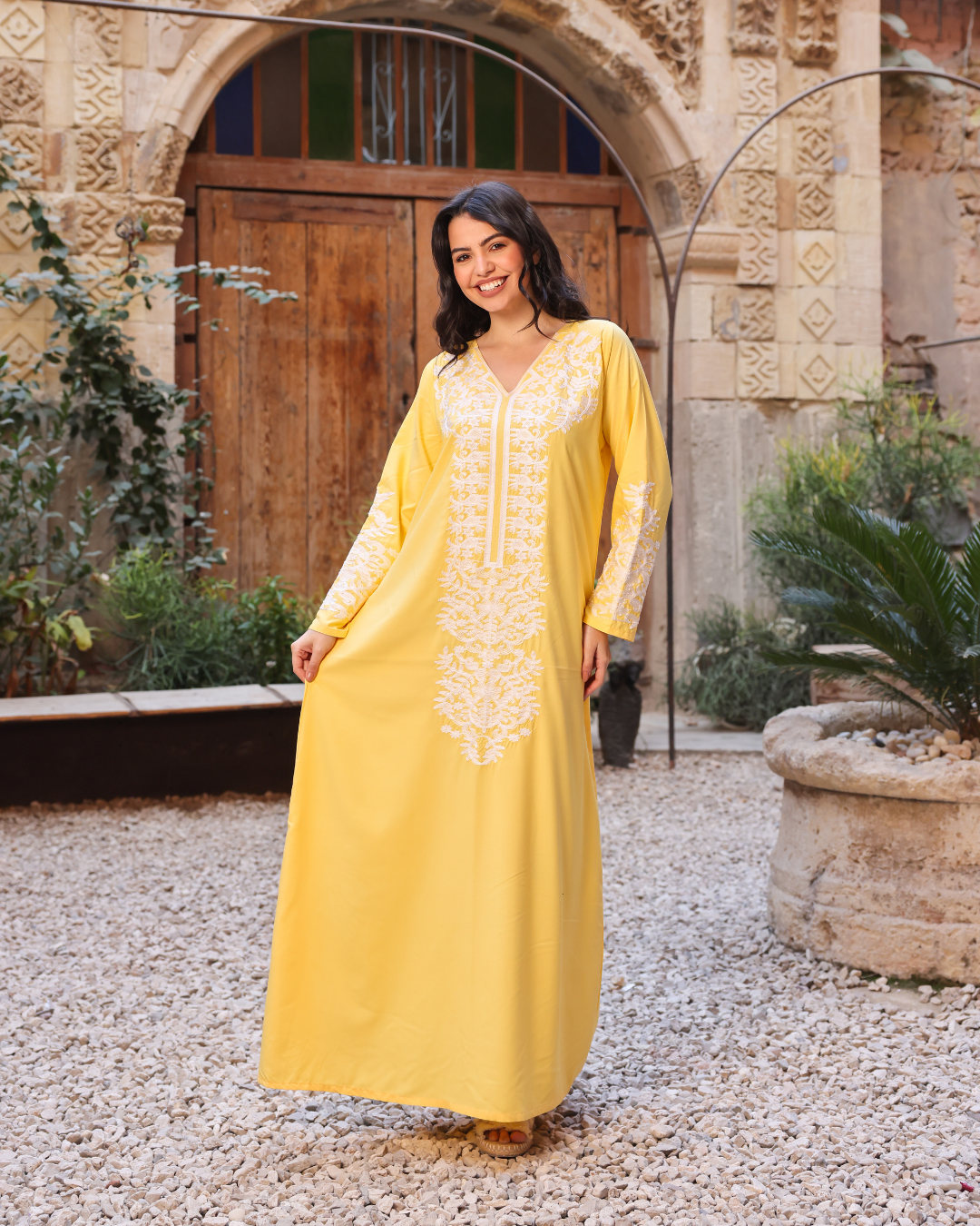 قميص داكرون سادة بكم مطرز طويل 9