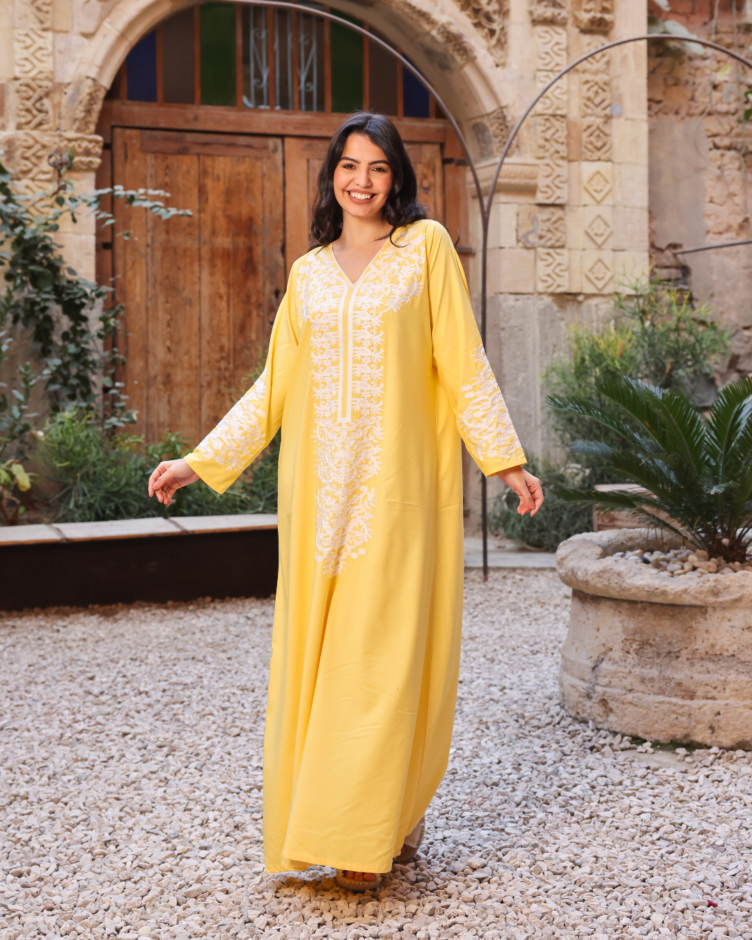 قميص داكرون سادة بكم مطرز طويل 9