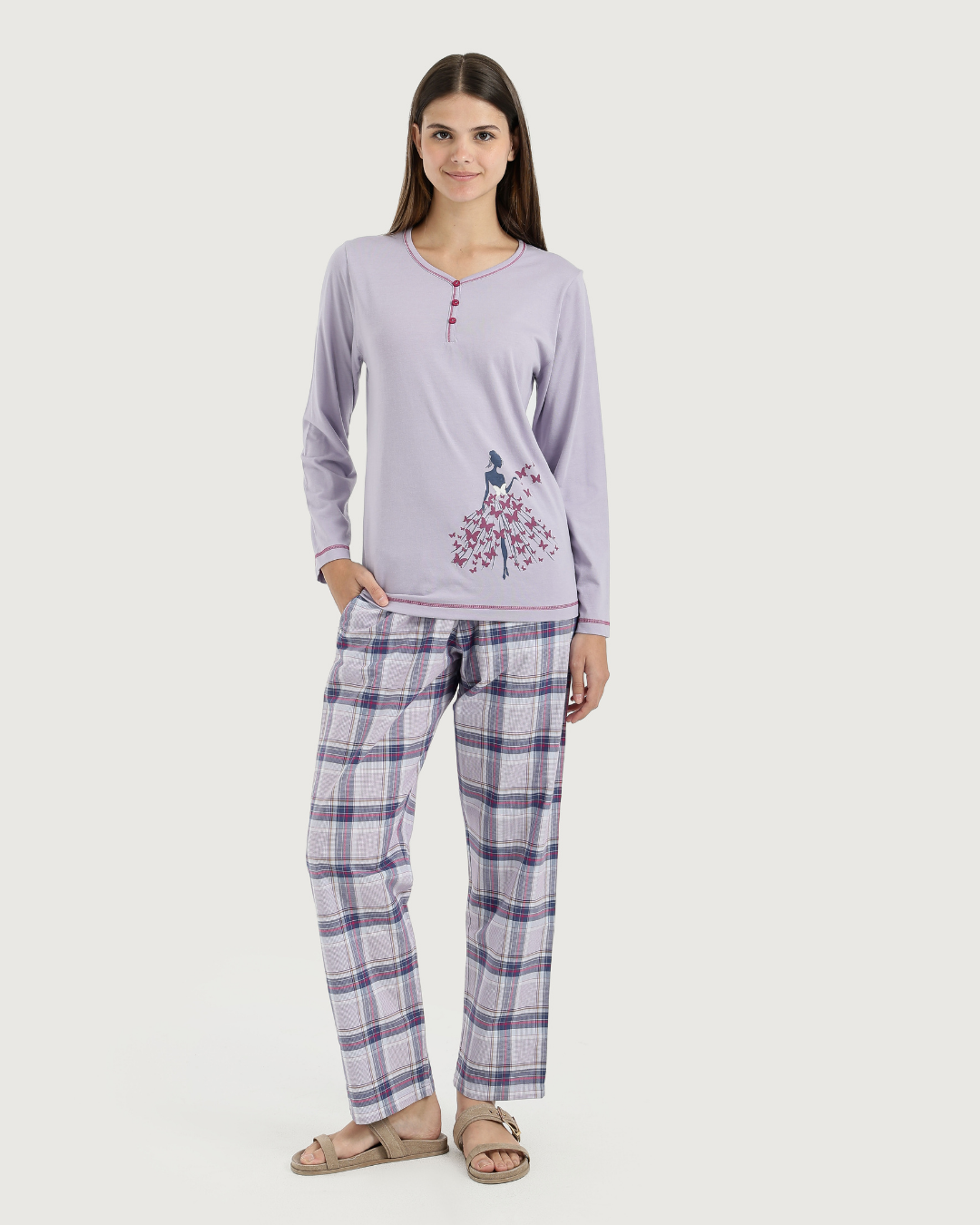 Women's Long Sleeve Pajamas with Print and Checkered Fabric Pants