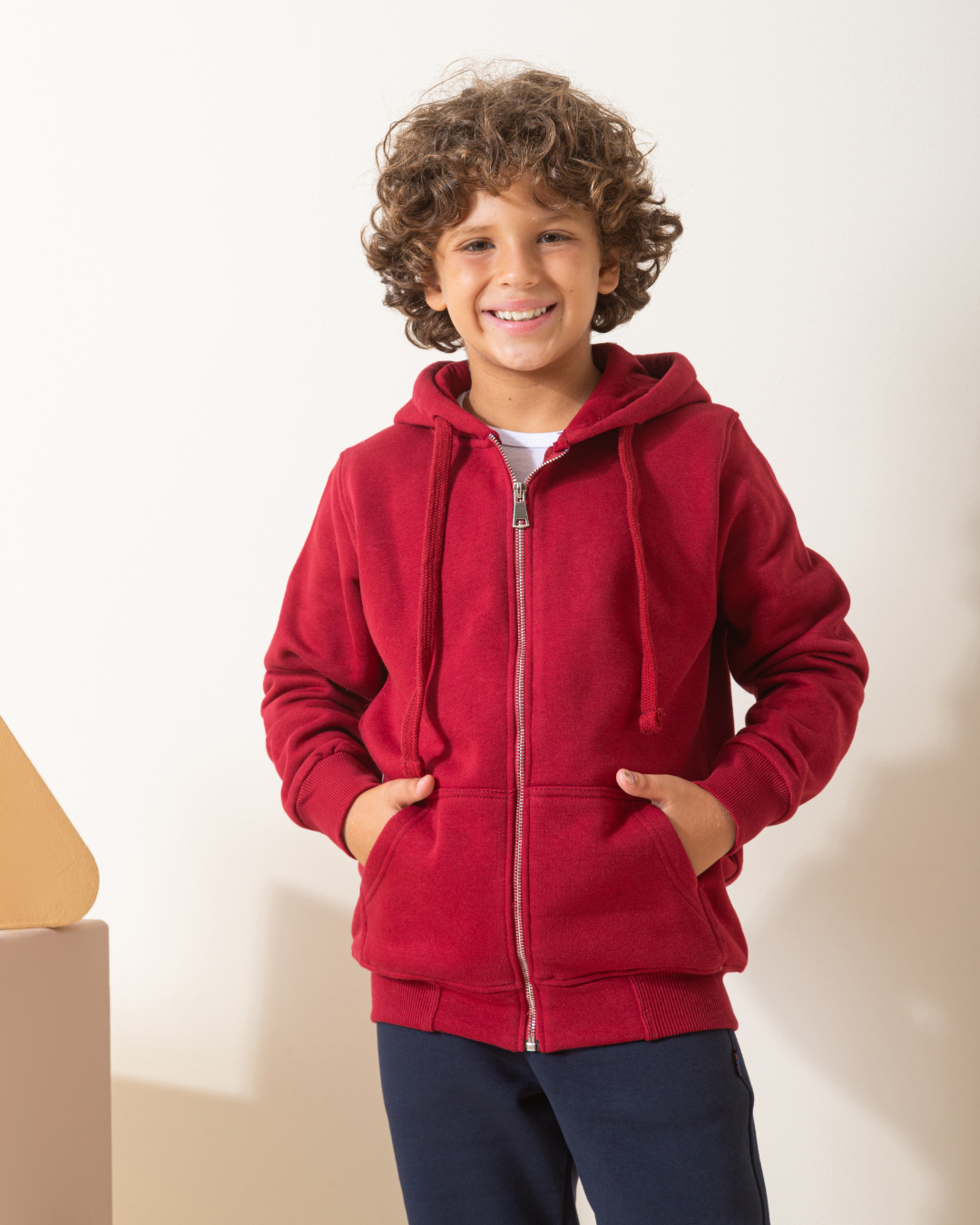 سويت شيرت بسوستة وكابشون تو اس