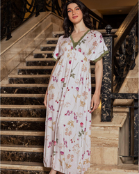 نايت شيرت فروع شجر و ورد