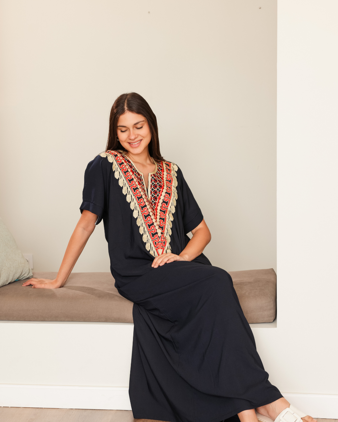 قميص داكرون نص كم مطرز 3