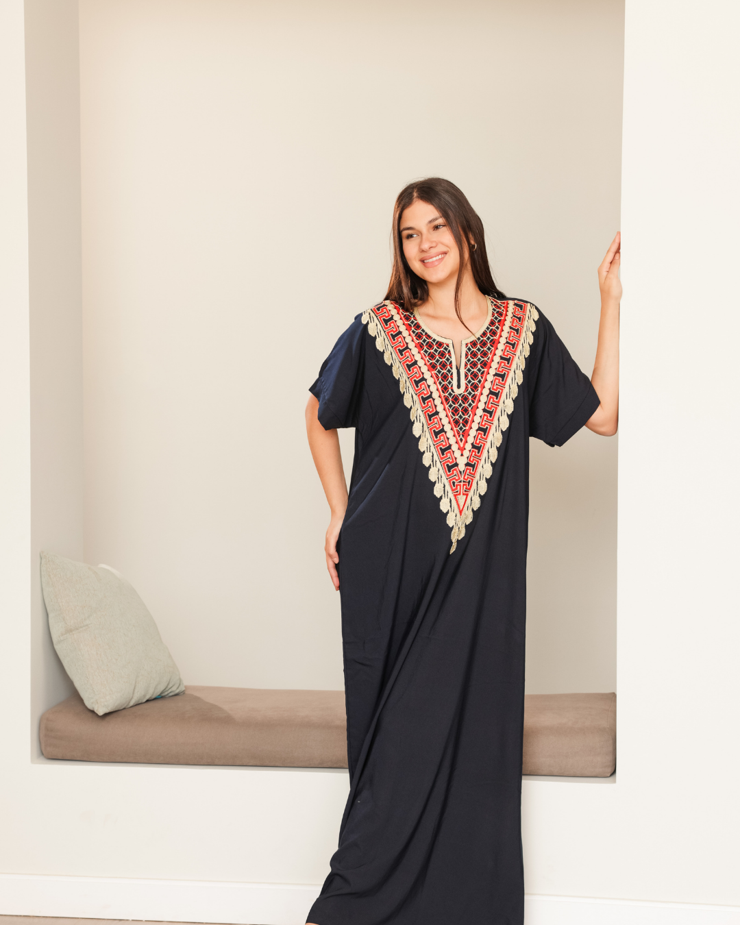 قميص داكرون نص كم مطرز 3