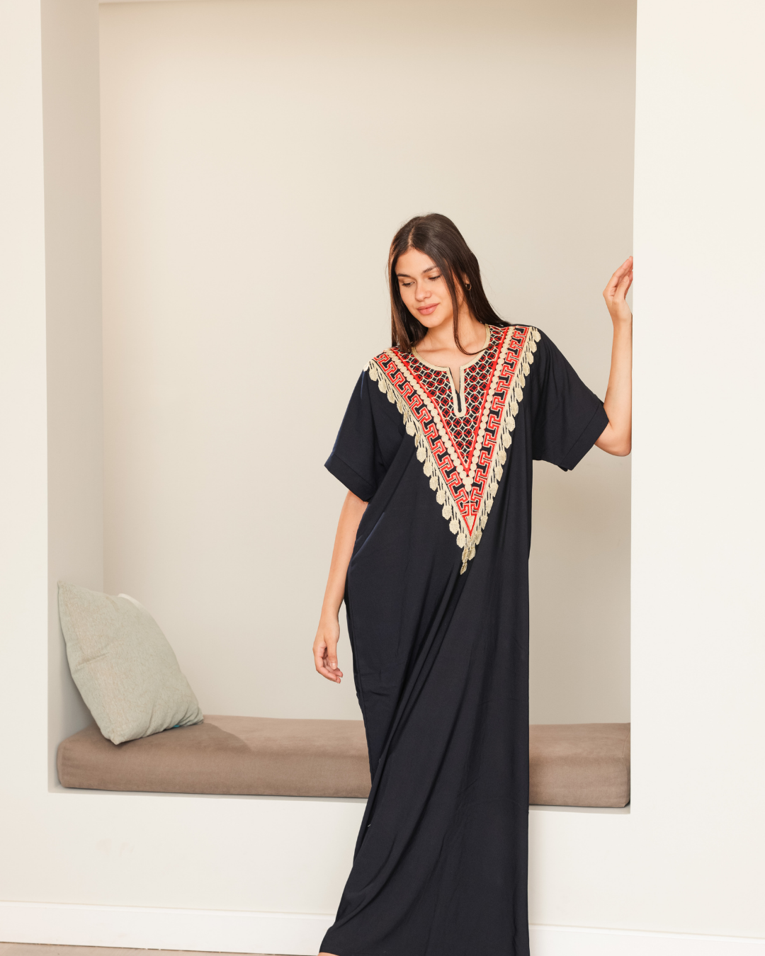 قميص داكرون نص كم مطرز 3