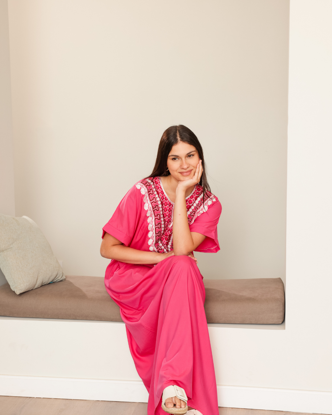 قميص داكرون نص كم مطرز 3