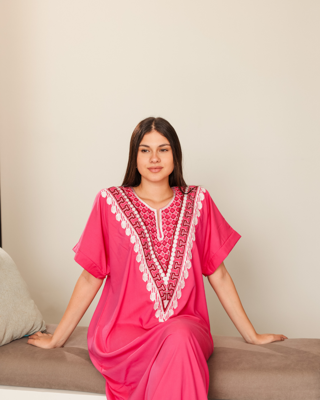 قميص داكرون نص كم مطرز 3