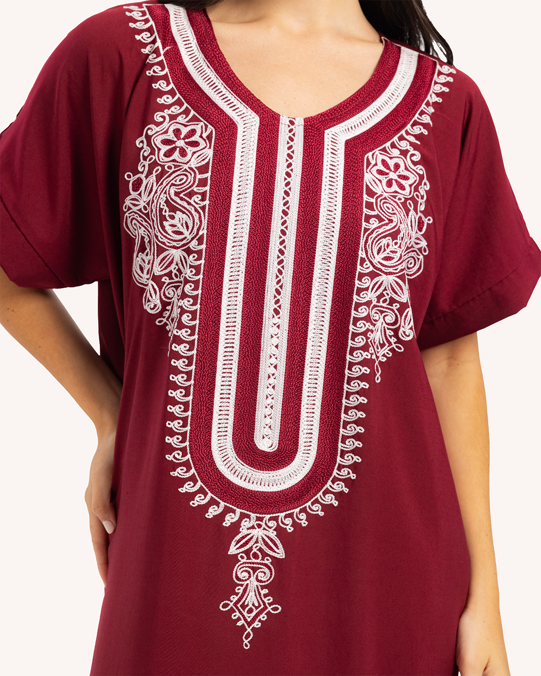 قميص داكرون نص كم مطرز 5