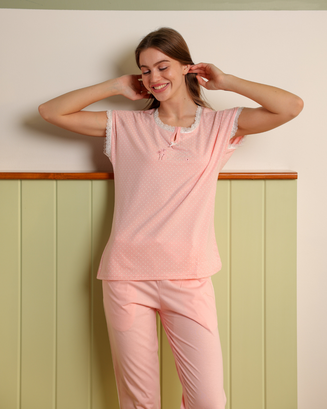 Women's pajamas half a number of long trousers, dotted print
