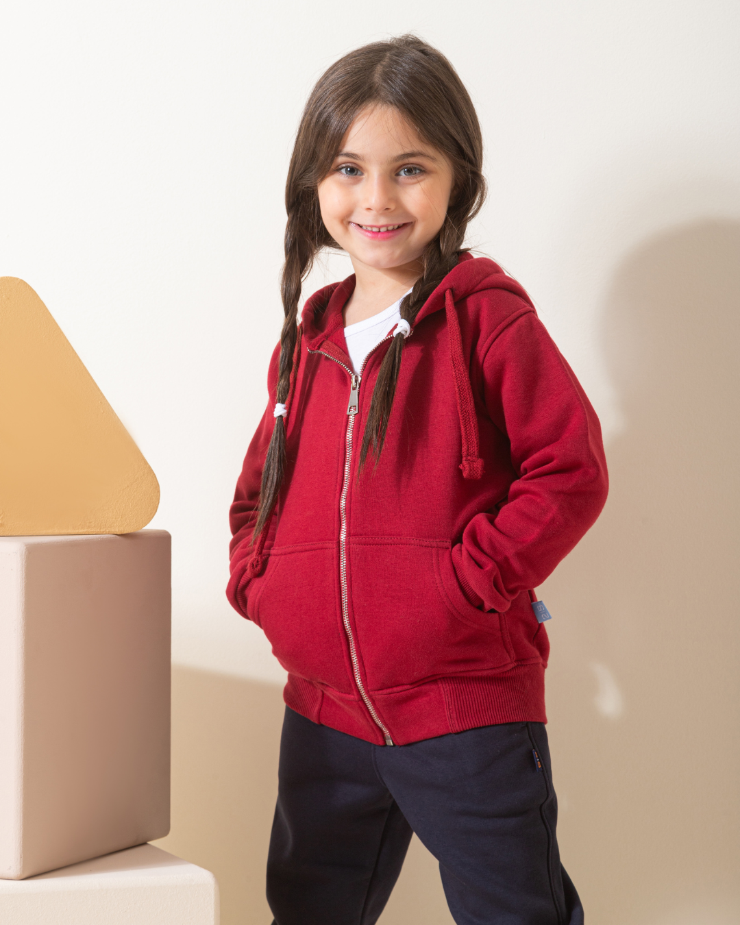 سويت شيرت بسوستة وكابشون تو اس