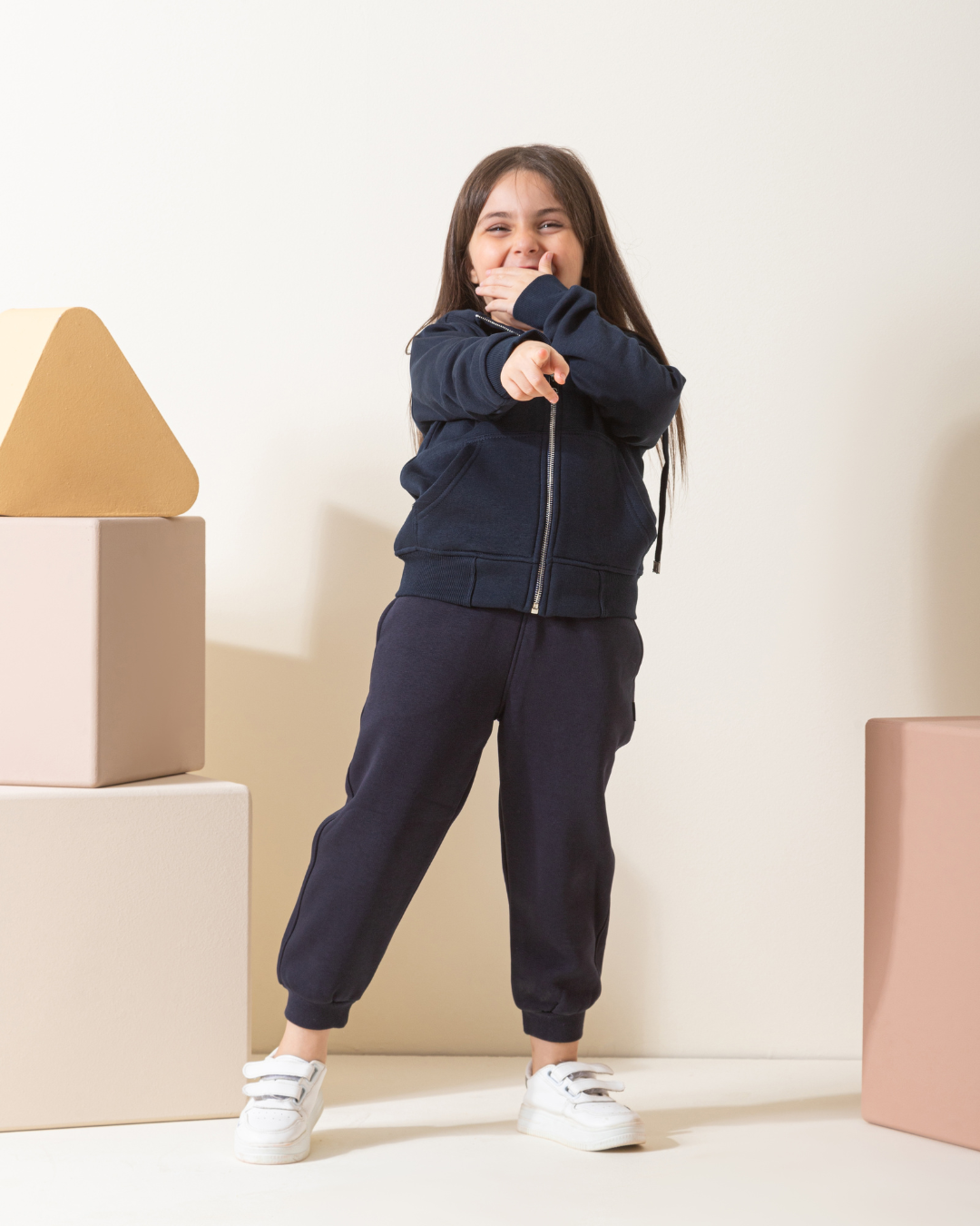 سويت شيرت بسوستة وكابشون تو اس