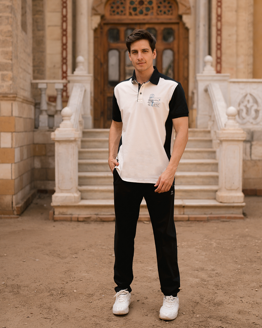 BYC galvani بيجامه رجالي ياقة بزراير طابعة علي الصدر