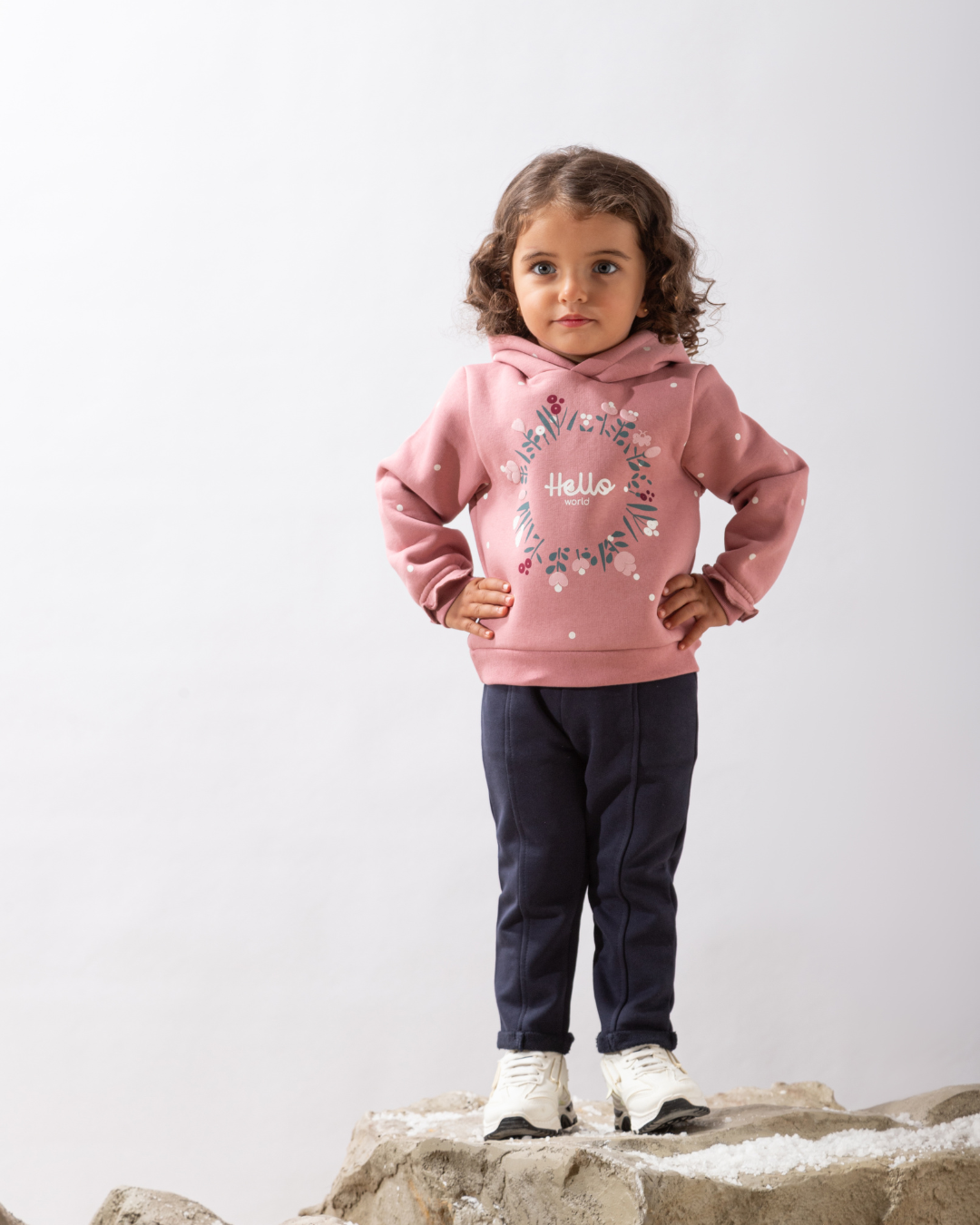 Hello بيجامه بناتي كابيشو