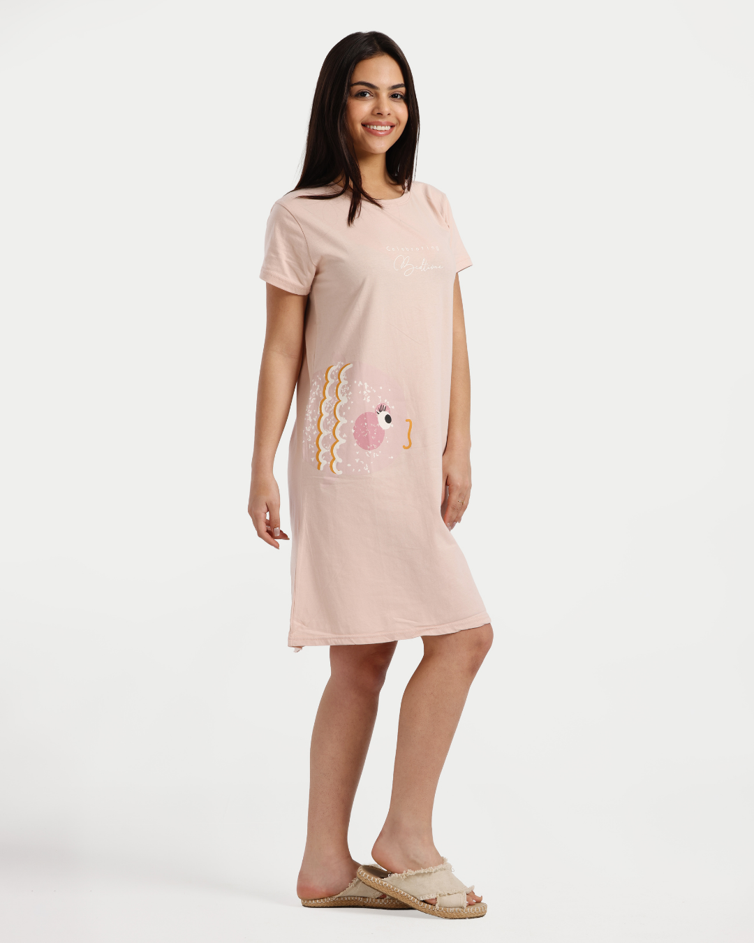 قميص نوم حريمي سمكة كيوت لون نود غامق