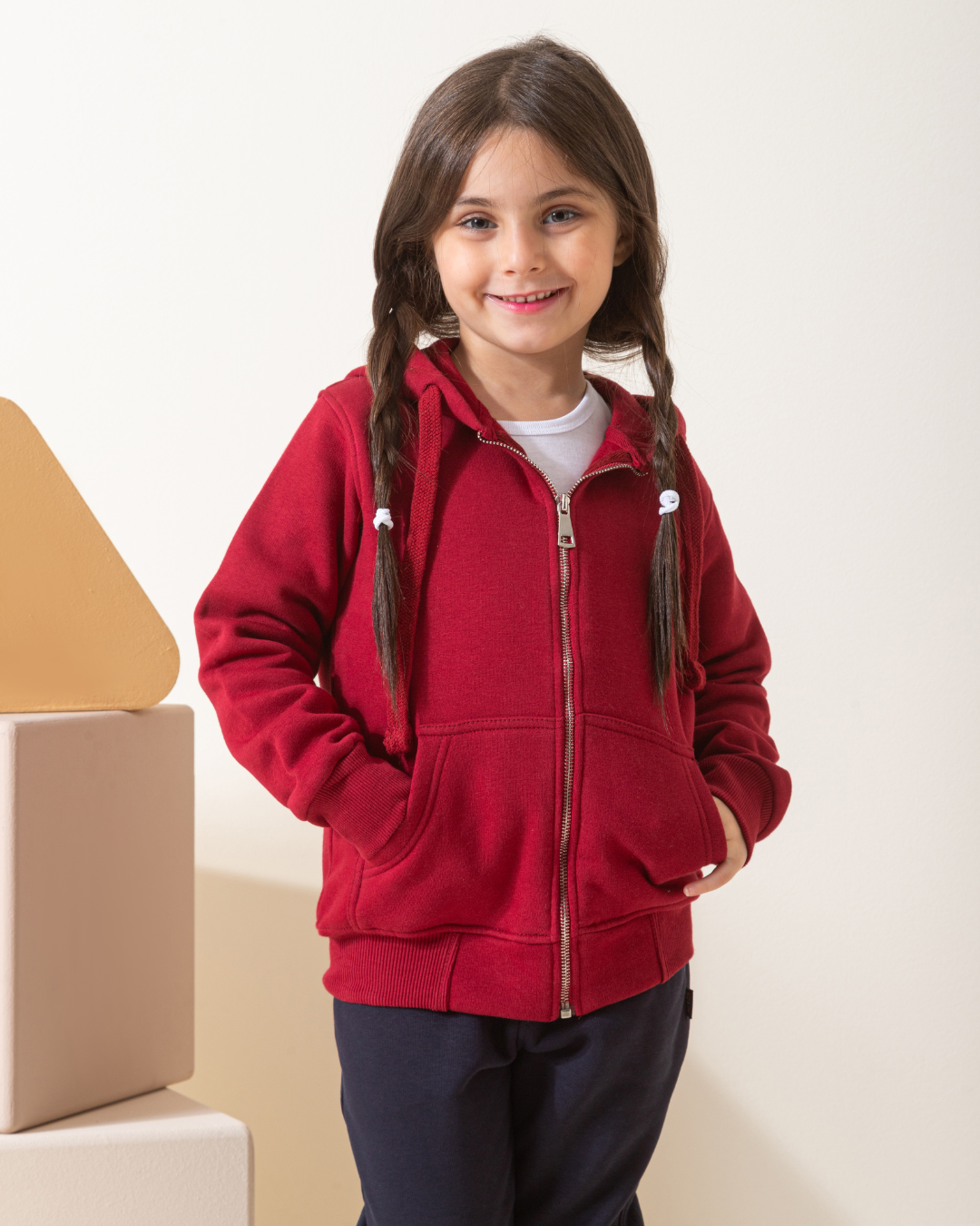 سويت شيرت بسوستة وكابشون تو اس