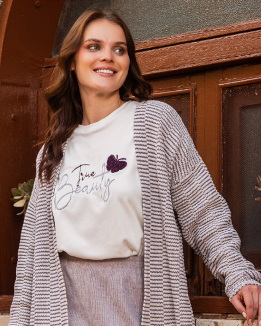 بيجاما حريمي مضلعه بنطلون