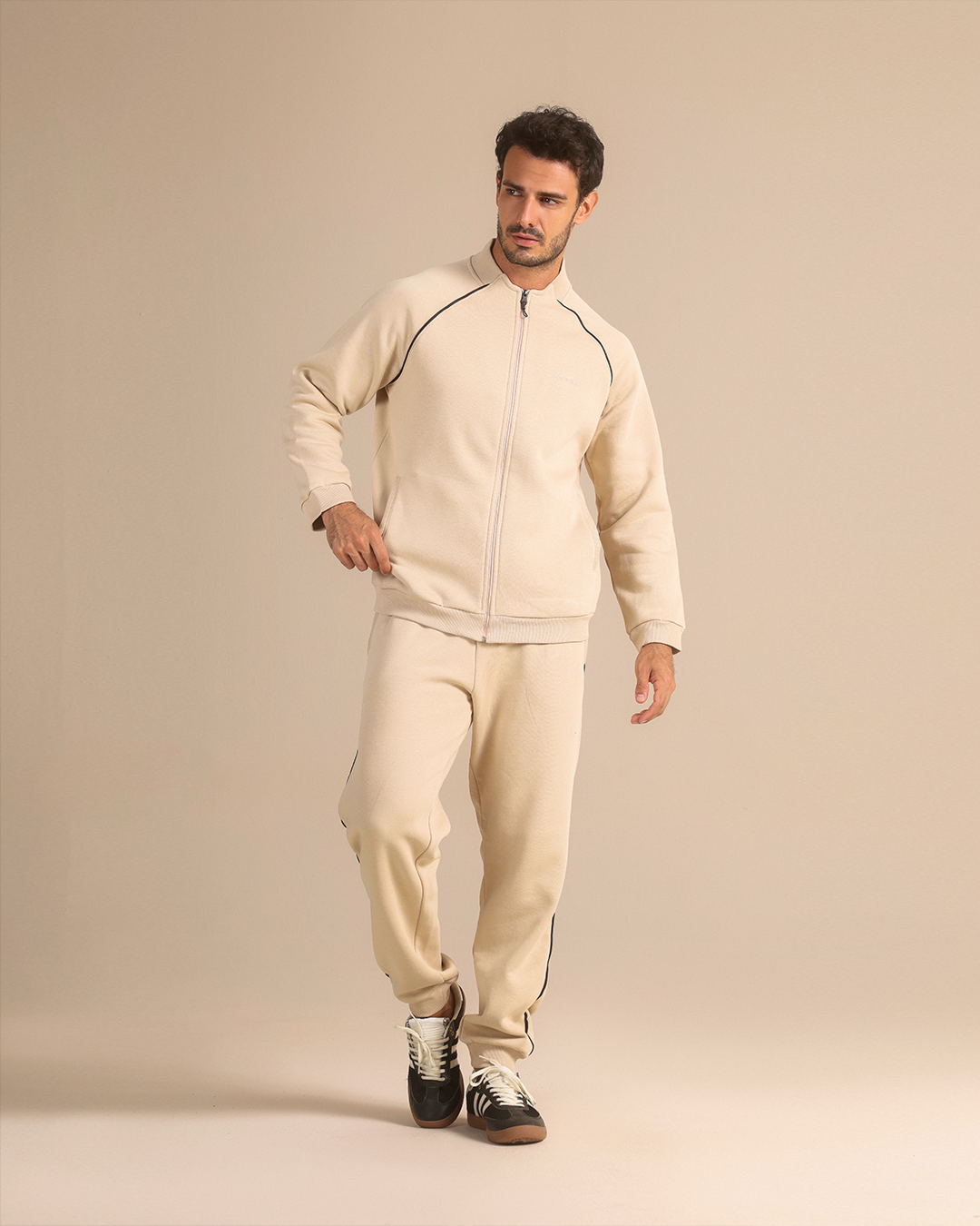 Raglan-sleeve tracksuit