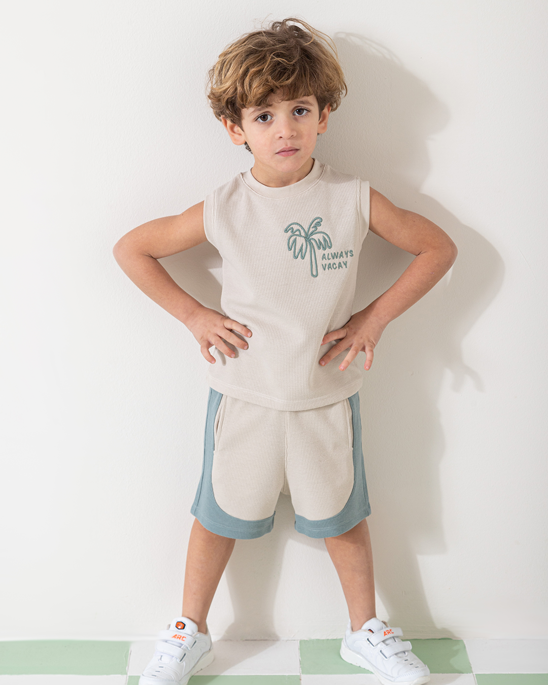 Always Vacay بيجامه اولادي وسط كات