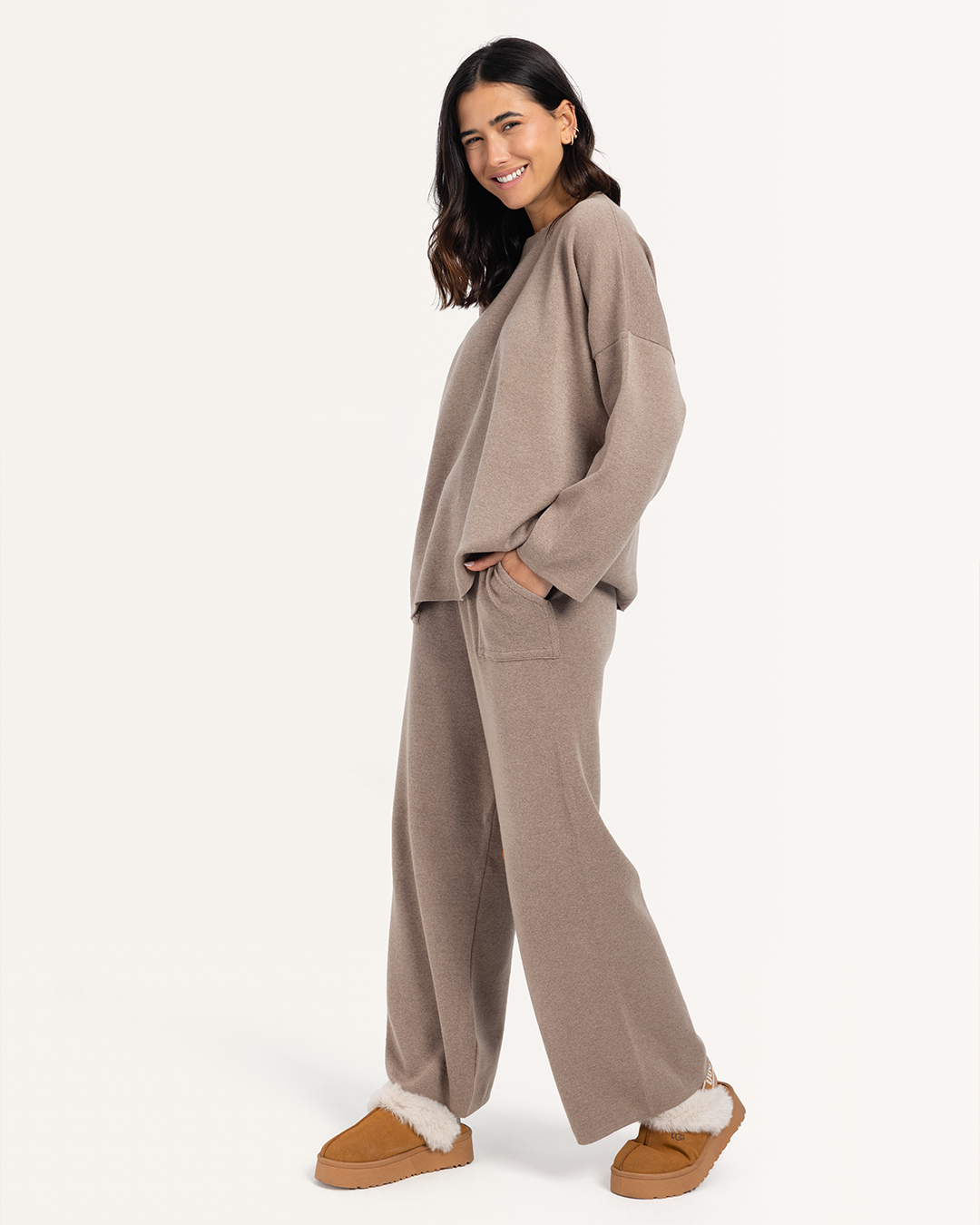 Oversized طقم تريكو حريمي