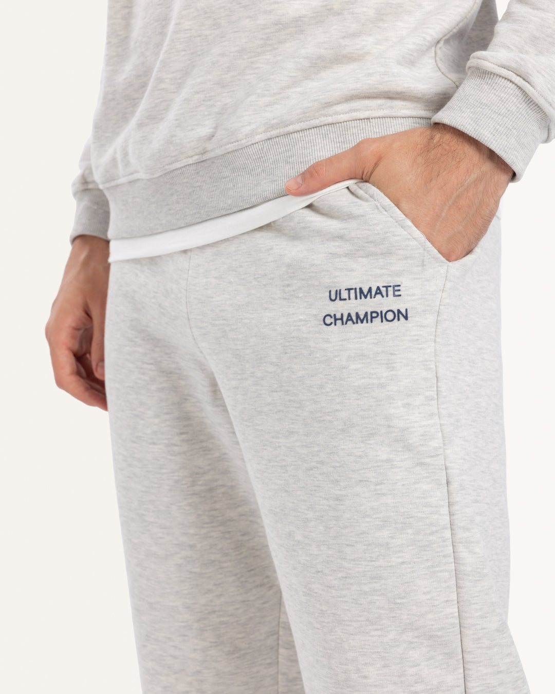 طقم رياضي سوستة و كولة