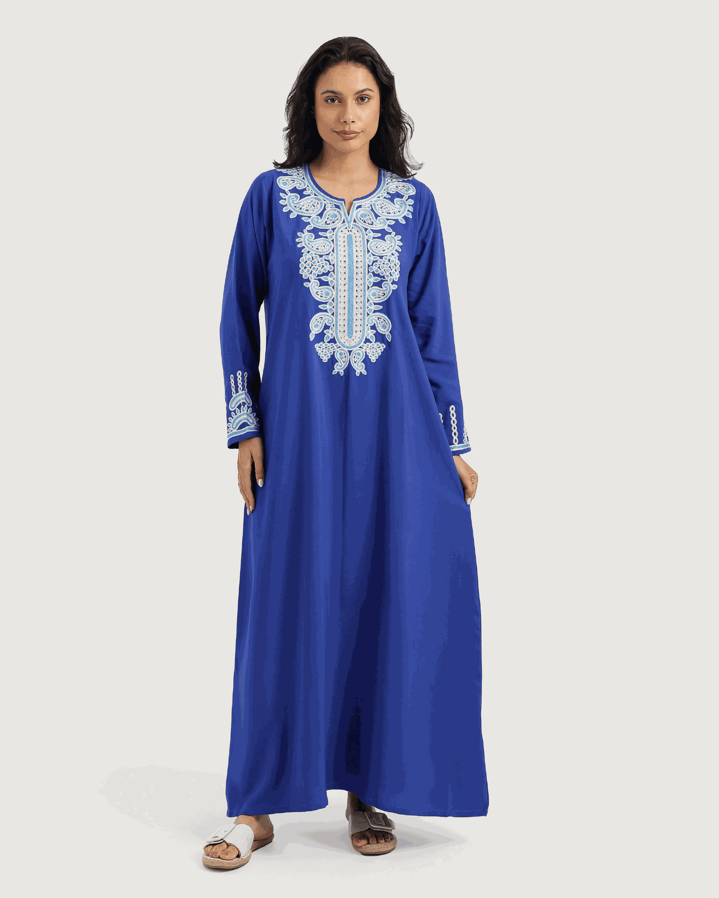 13 قميص داكرون سادة مطرز بكم