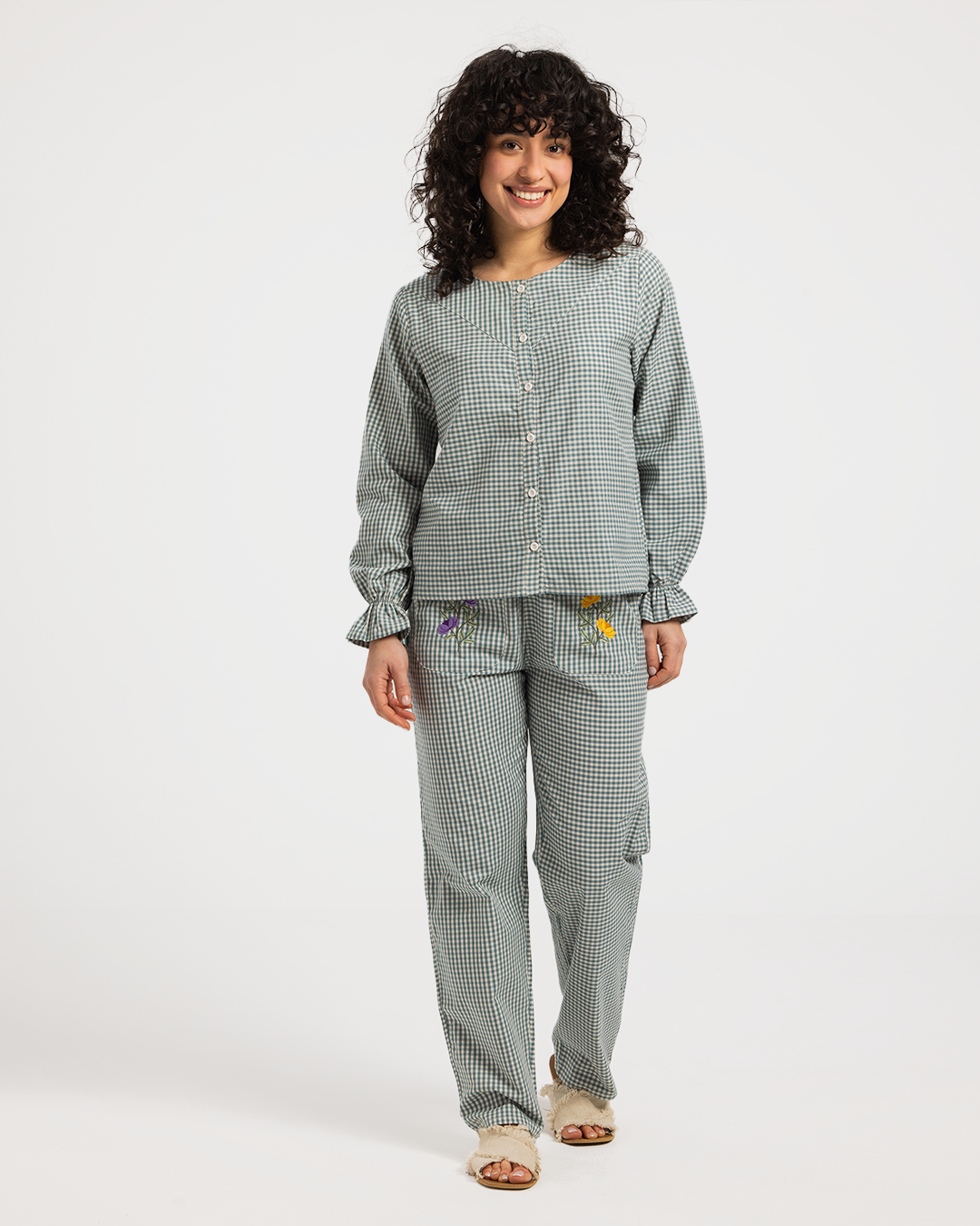 Women's pajama set with buttons and wide pants