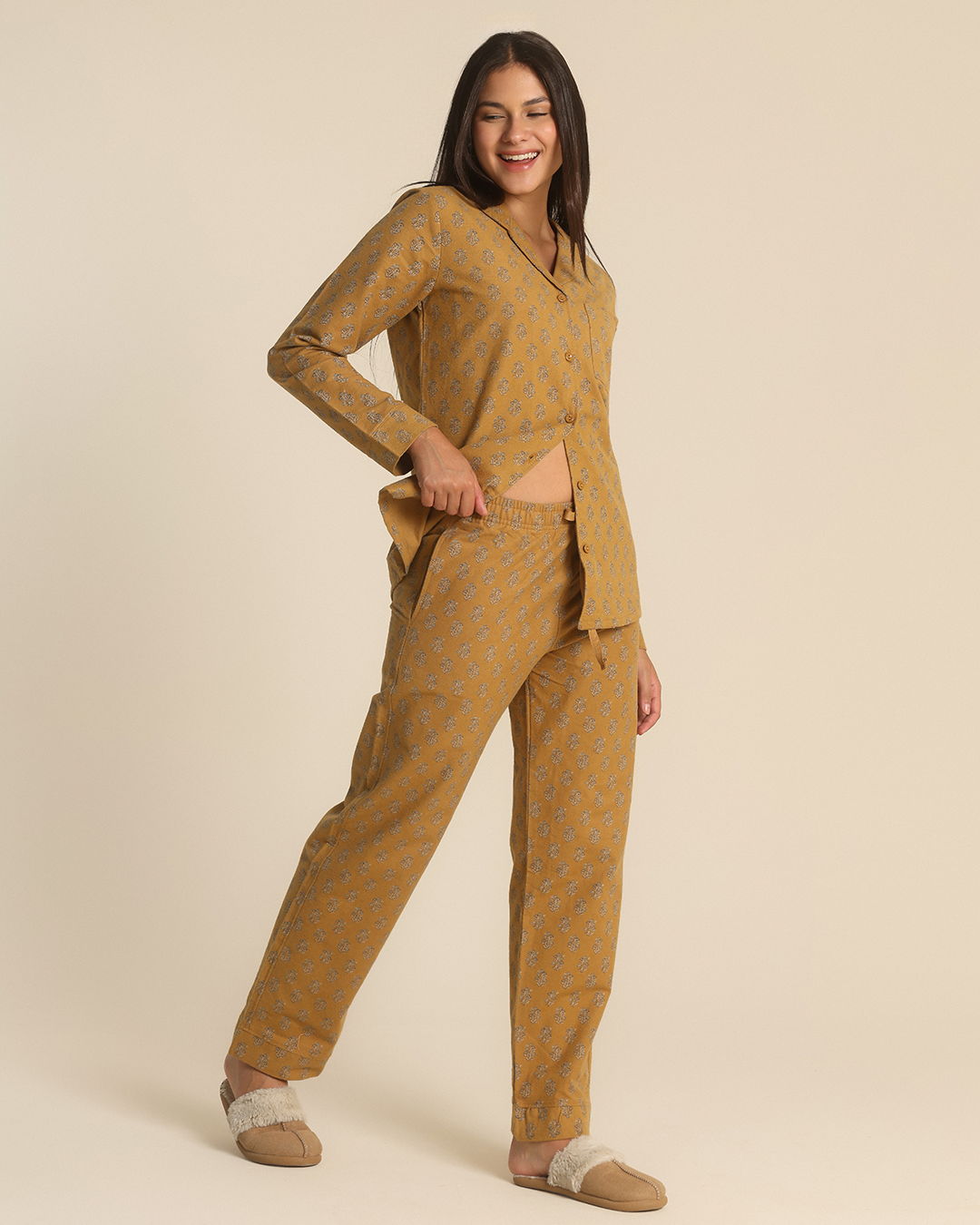 Vintage Flowers Women Classic Pajama in ochre