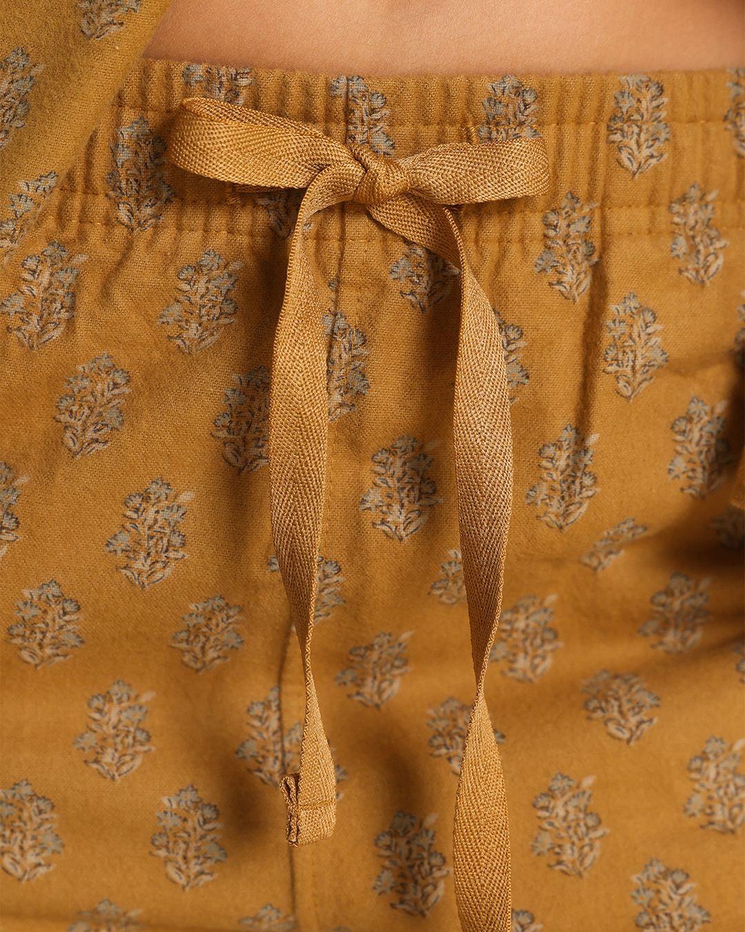Vintage Flowers Women Classic Pajama in ochre
