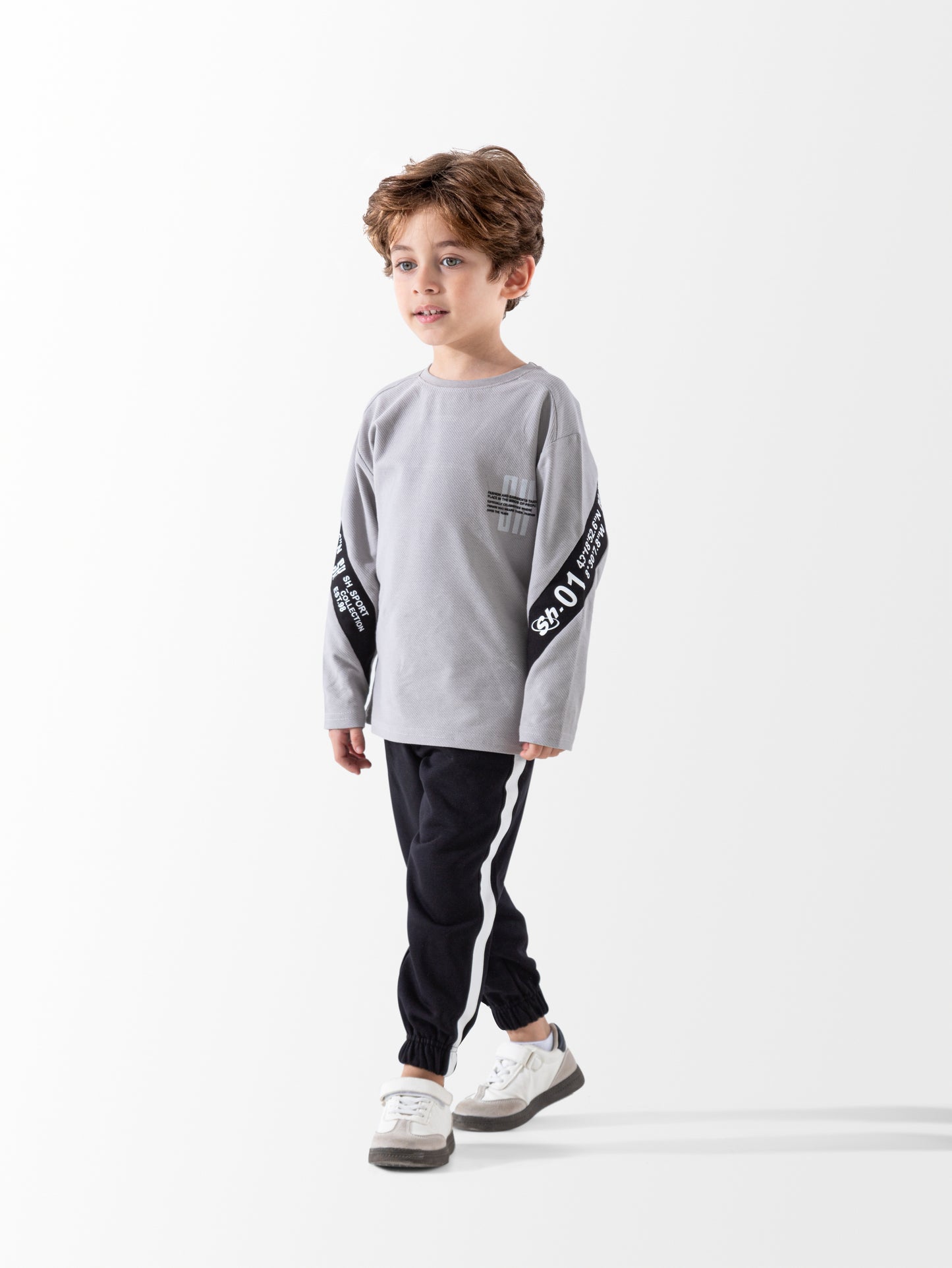 Warm style طقم اولادي وسط