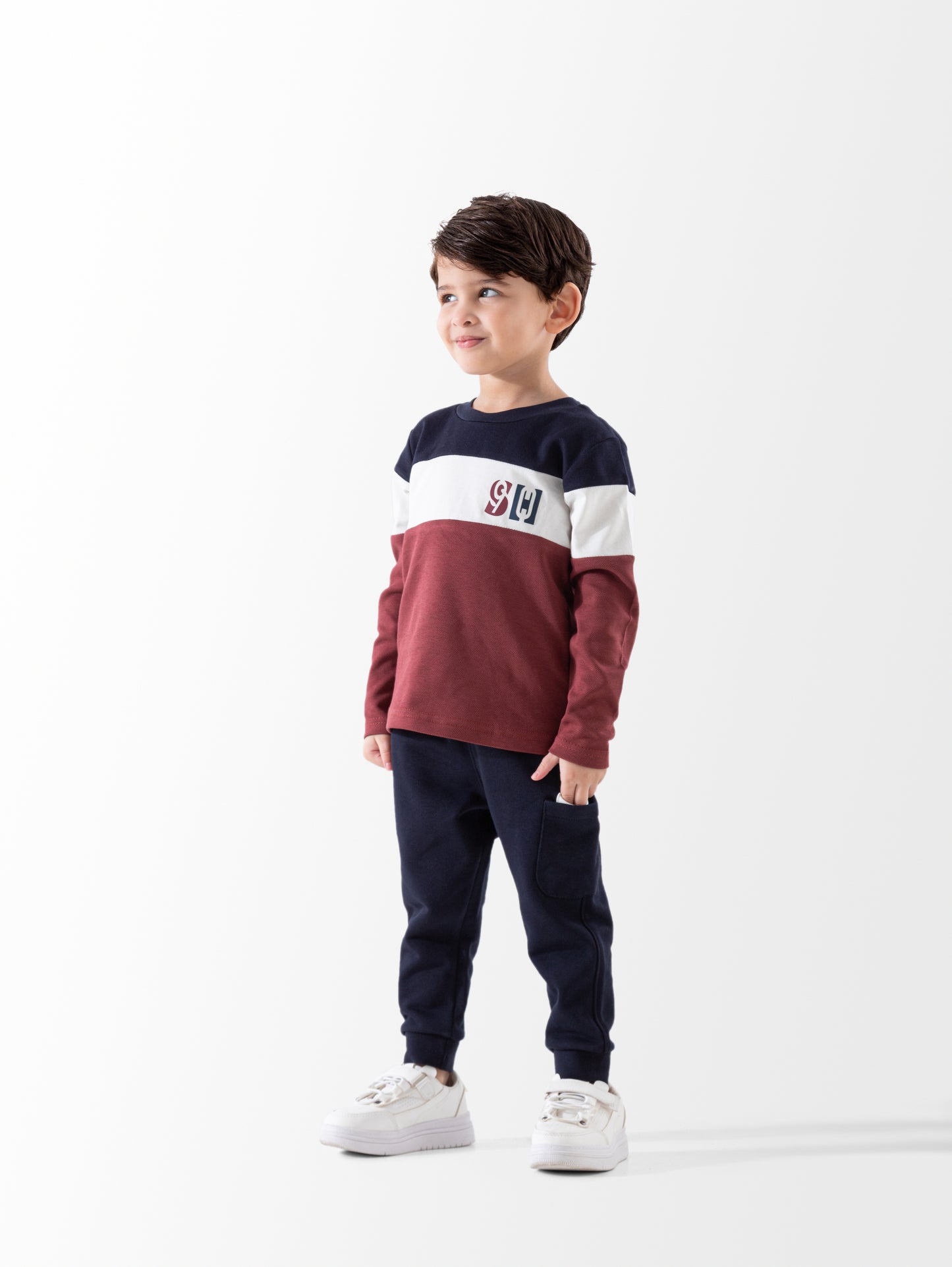 chic ease طقم اولادي وسط