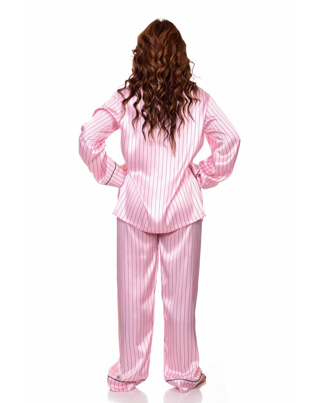 بيجاما كم بنطلون مقلم رفيع