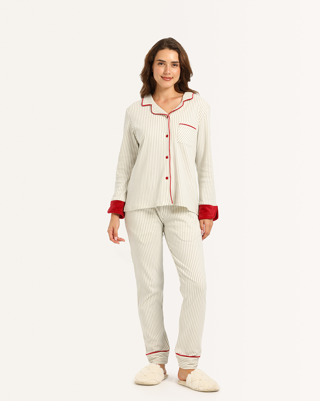 بيجاما حريمى بزراير مقلمه