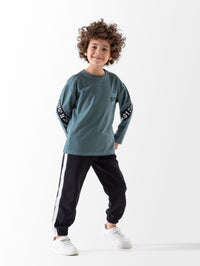 Warm style طقم اولادي وسط