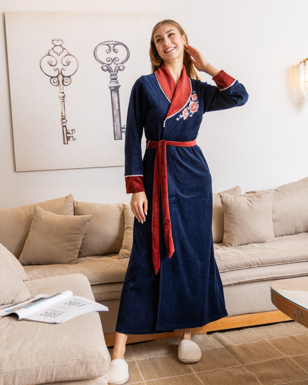 روب حريمي قطيفه كول شال مطرز