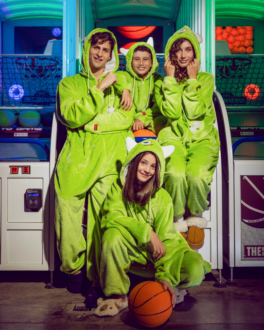 سالوبيت كُم طويل شخصيات كارتون