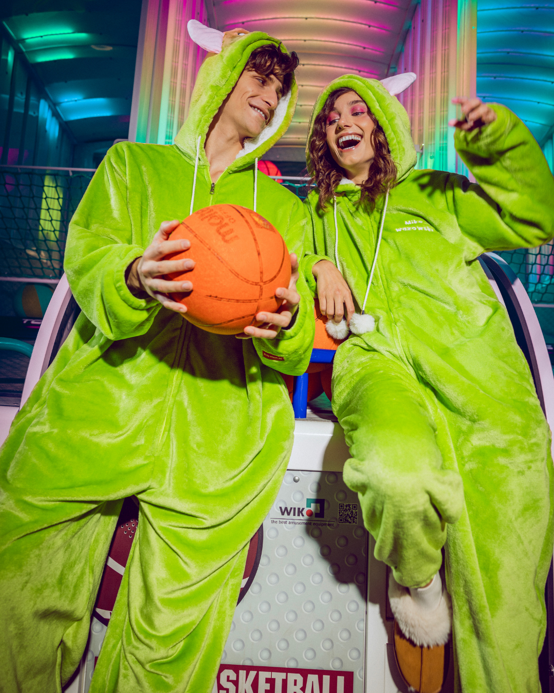 سالوبيت كُم طويل شخصيات كارتون