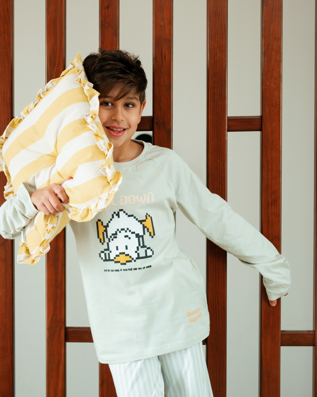 Junior boys' long-sleeve pajama with striped pants