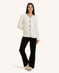 بيجاما  حريمى بزراير 3وردة