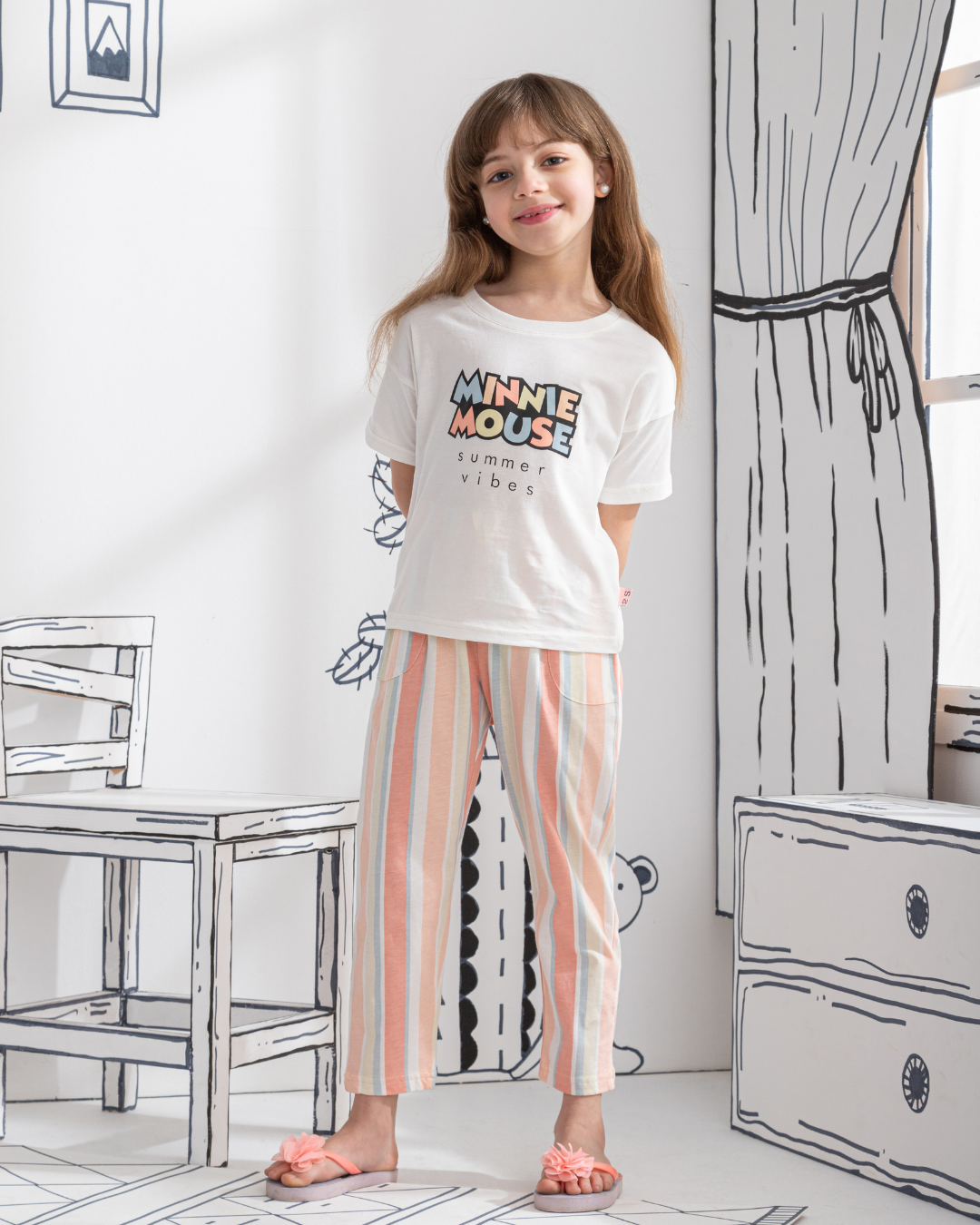 Minnie mouse summer vibes بيجاما بناتي نُص كُم