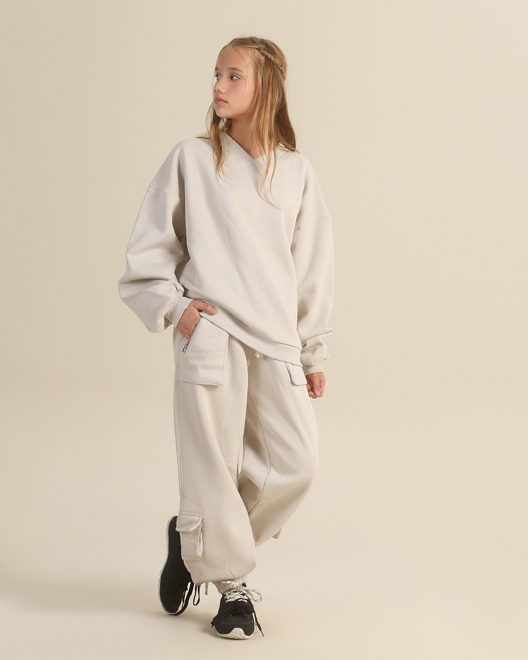 Unisex Wide-Leg Sweatpants with Pockets