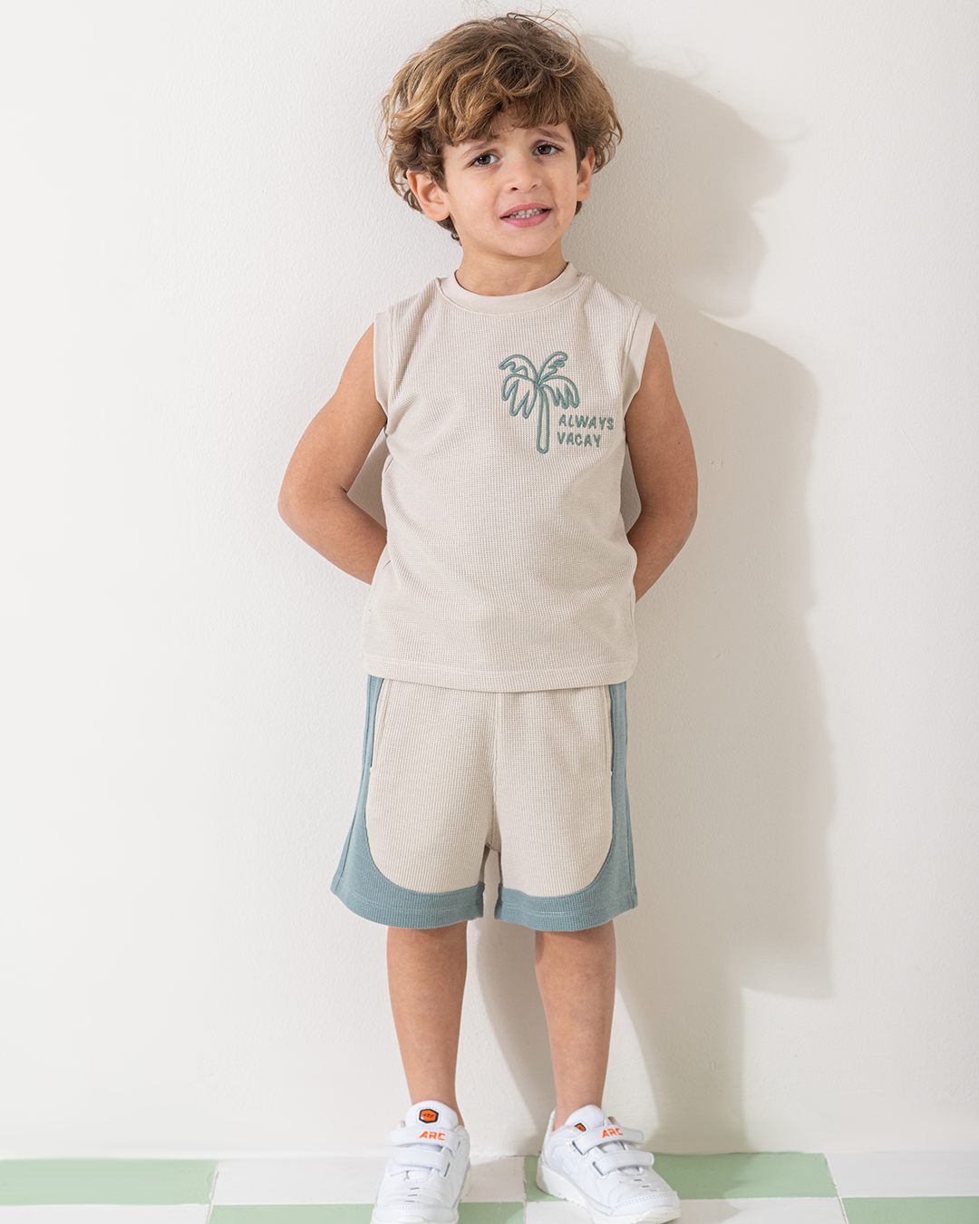 Always Vacay بيجامه اولادي وسط كات