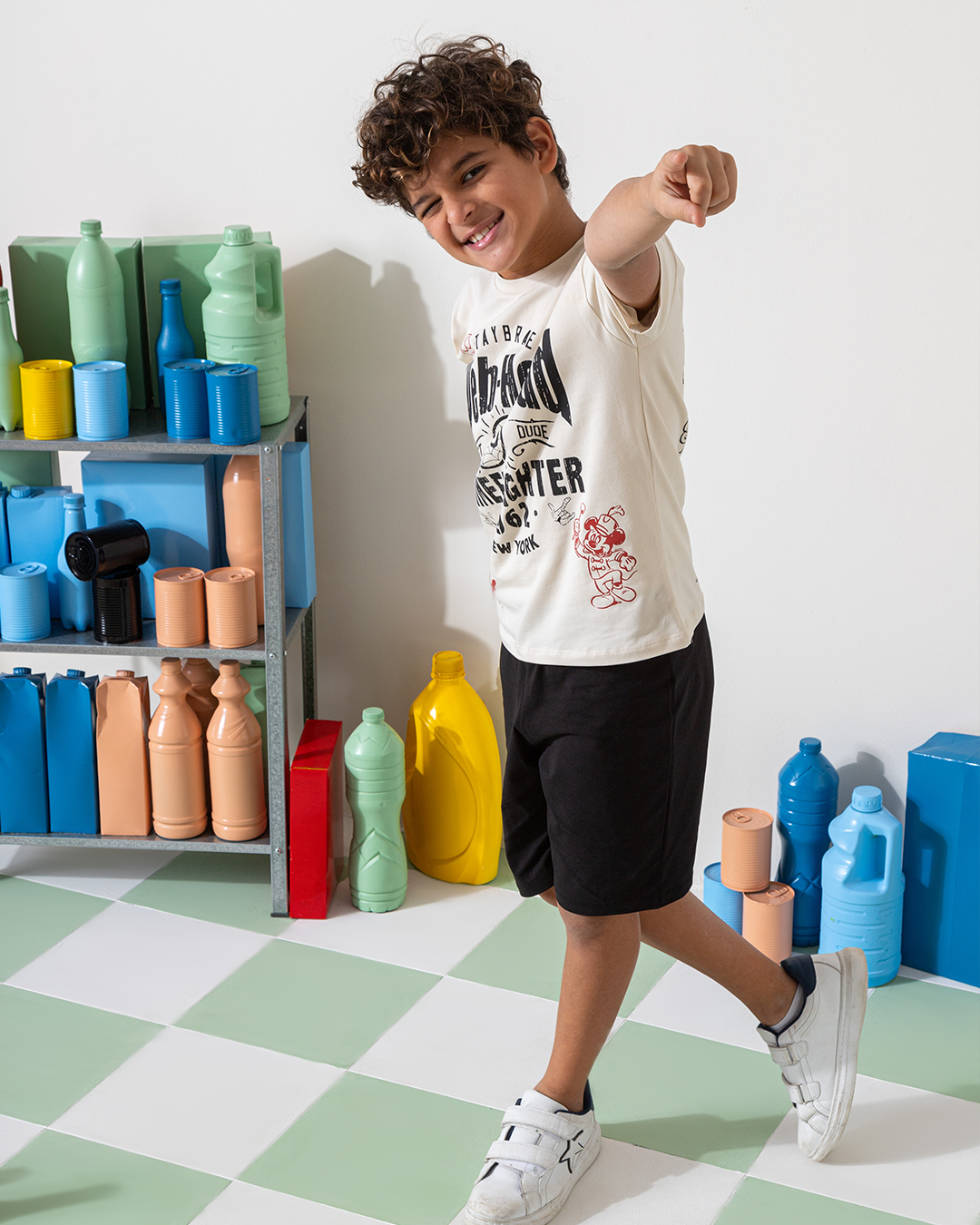 MARVY Web Head Spider man بيجامة اولادي محير كريمي