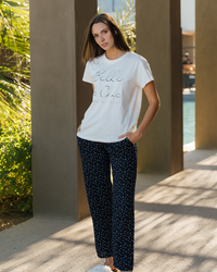 Belle and Chicبيجاما حريمي نُص كُم