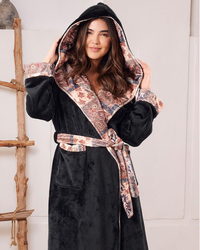 Women's short robe, plain, geometric shapes